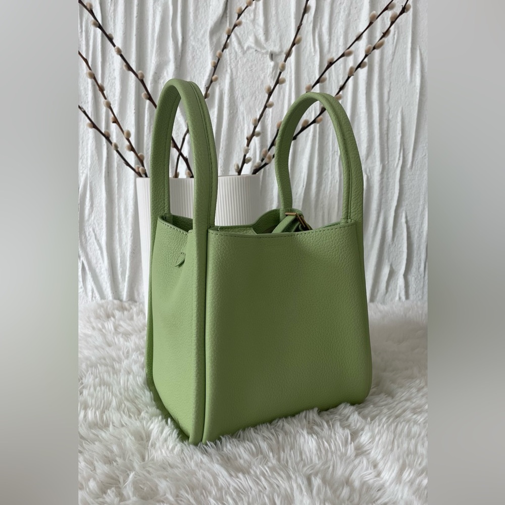 Songmont | Medium Bucket Bag | Avocado Green | Great Condition